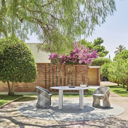 Outdoor meeting white talbe-steel white outdoor table maat chairs malta