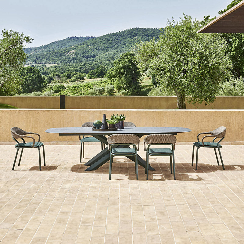 Outdoor round executive table-armchairs comfortable seatings malta