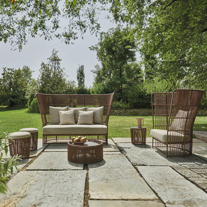 Outdoor wooden furniture- best wooden furniture malta