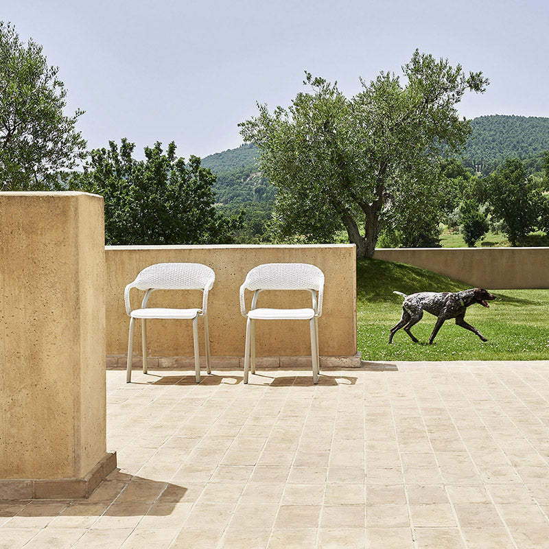 Patio white aluminium ergonomic chairs-comfortable patio aluminium chairs malta